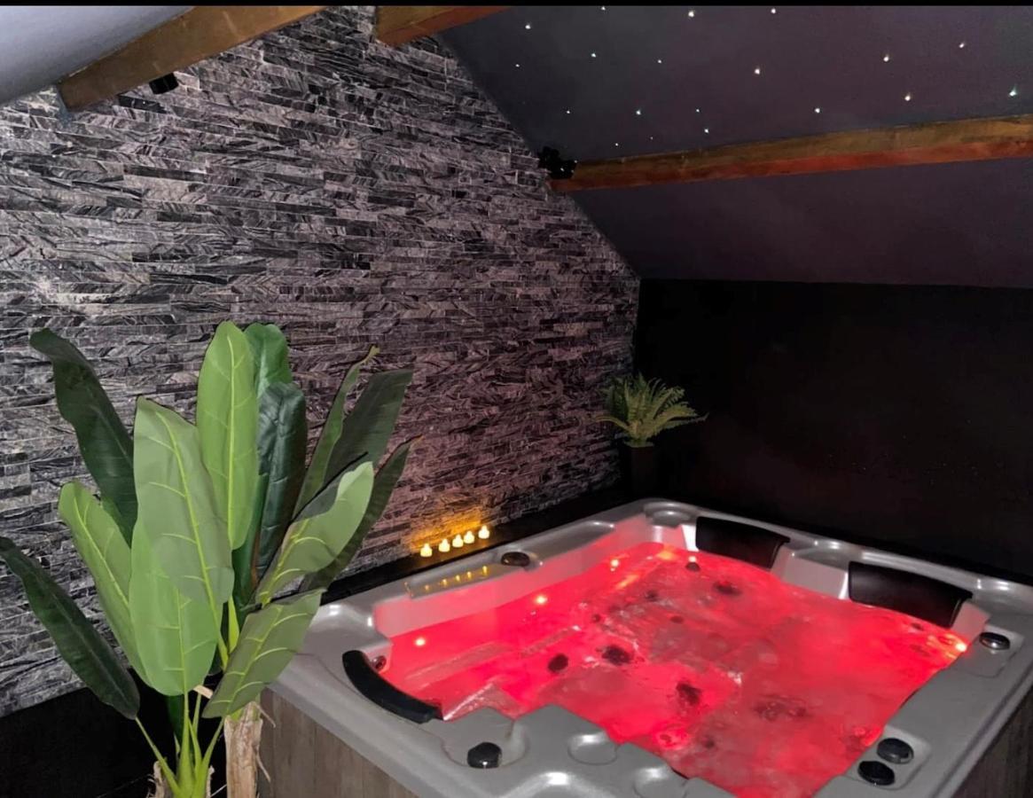 Spa&House91 Mennecy ภายนอก รูปภาพ