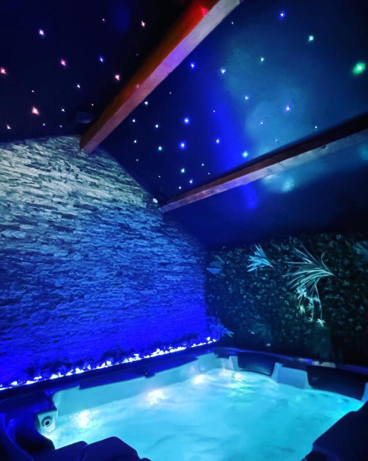 Spa&House91 Mennecy ภายนอก รูปภาพ